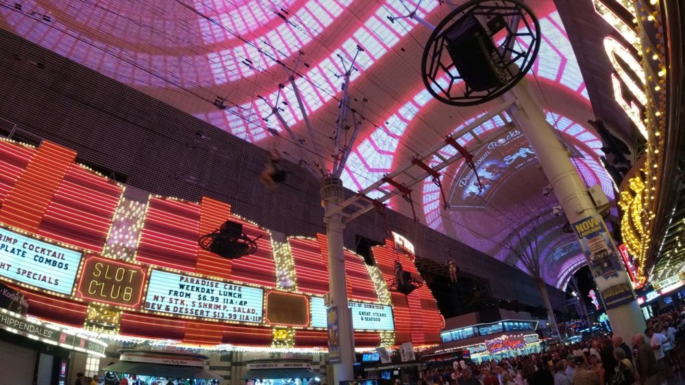 Roteiro de 2 a 3 dias em Las Vegas 4 Tirolesa Fremont